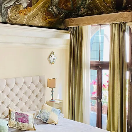 Palace Luxury Апартаменты *