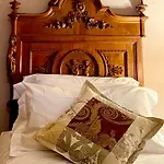 Palace Luxury